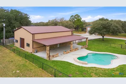 108 Lakeway Court, Victoria, TX 77905 - Photo 5