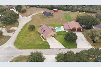 108 Lakeway Court, Victoria, TX 77905 - Photo 37