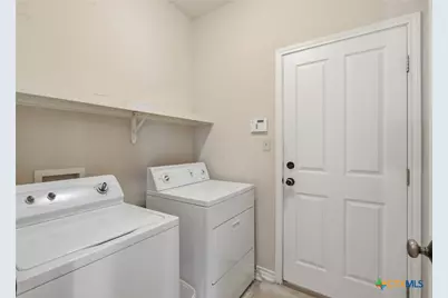 108 Lakeway Court, Victoria, TX 77905 - Photo 17