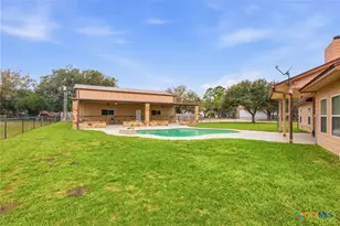 108 Lakeway Ct, Victoria, TX 77905 - Photo 41