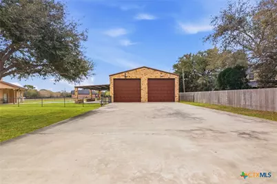 108 Lakeway Court, Victoria, TX 77905 - Photo 31