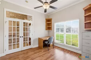 108 Lakeway Ct, Victoria, TX 77905 - Photo 19