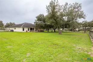 7134 Old Hwy Rd, Inez, TX 77968 - Photo 33