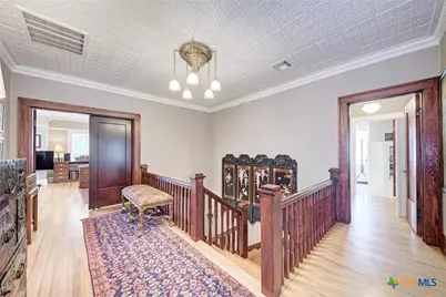 401 W 4th Street, Lampasas, TX 76550 - Photo 27