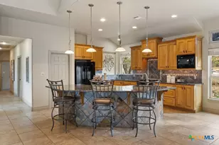 232 Crooked Oak Ln, Round Mountain, TX 78663 - Photo 15