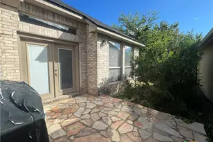 2263 Kensington Way, New Braunfels, TX 78130 - Photo 33