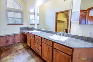 116 Lake Side Dr, Boerne, TX 78006 - Photo 25