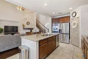 107 Brushy Creek, Victoria, TX 77904 - Photo 11