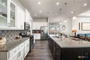 217 Emerald Garden Rd, San Marcos, TX 78666 - Photo 5