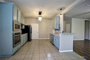 2065 Dove Crossing Dr, New Braunfels, TX 78130 - Photo 17