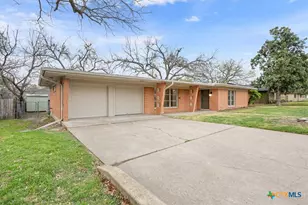 2305 N 15th St, Temple, TX 76501 - Photo 1