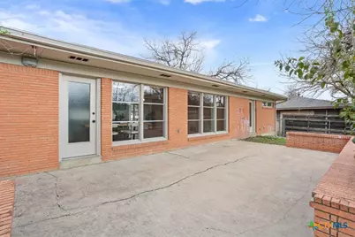 2305 N 15th Street, Temple, TX 76501 - Photo 31