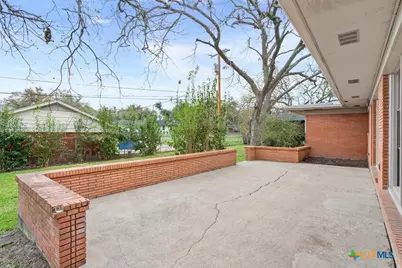 2305 N 15th Street, Temple, TX 76501 - Photo 33