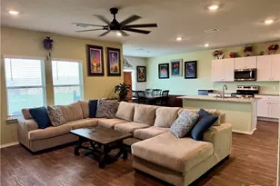 1539 Chianti Pass, New Braunfels, TX 78130 - Photo 5