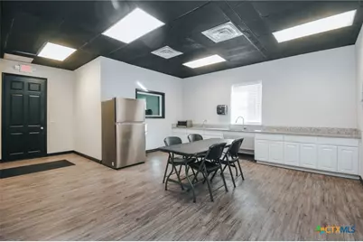 13102 N Navarro, Victoria, TX 77904 - Photo 27