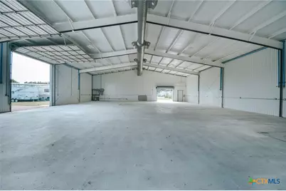 13102 N Navarro, Victoria, TX 77904 - Photo 29