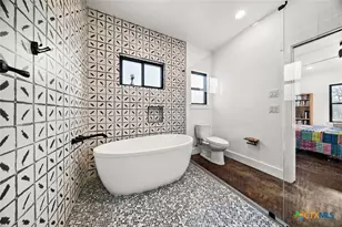 153 Co Rd 491, Elgin, TX 78621 - Photo 15