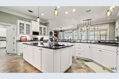 948 Upper Elgin River Road, Elgin, TX 78621 - Photo 5