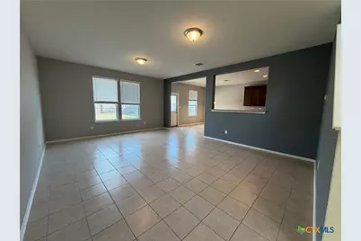 323 Mistflower, New Braunfels, TX 78130 - Photo 5