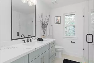 874 Lakebreeze Dr, Canyon Lake, TX 78133 - Photo 41