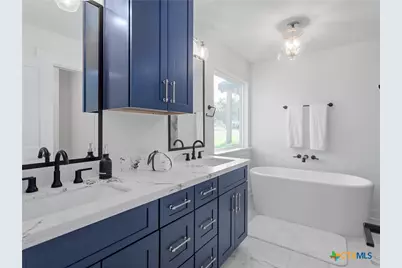 874 Lakebreeze Drive, Canyon Lake, TX 78133 - Photo 29