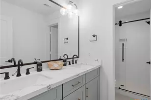 874 Lakebreeze Dr, Canyon Lake, TX 78133 - Photo 23