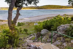 874 Lakebreeze Dr, Canyon Lake, TX 78133 - Photo 9