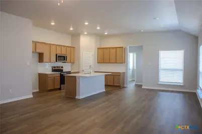 504 Story Avenue, Florence, TX 76527 - Photo 3