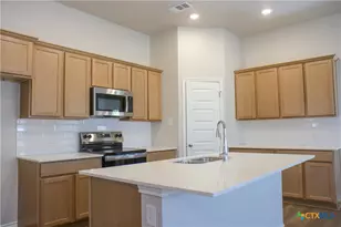 504 Story Ave, Florence, TX 76527 - Photo 5