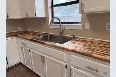 1616 Lonesome, Canyon Lake, TX 78133 - Photo 11