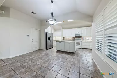 2620 Foresthaven Drive, New Braunfels, TX 78132 - Photo 7