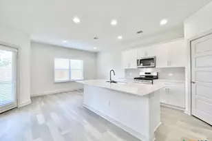 1005 Winnsboro Loop, Round Rock, TX 78664 - Photo 5