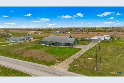 1118 E Maxwell Ditch Road, Port Lavaca, TX 77979 - Photo 7