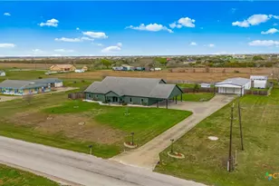 1118 E Maxwell Ditch Rd, Port Lavaca, TX 77979 - Photo 7