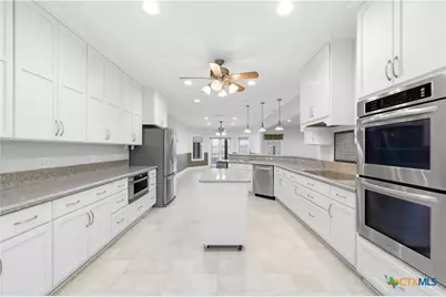 1118 E Maxwell Ditch Road, Port Lavaca, TX 77979 - Photo 11