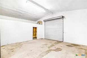 1118 E Maxwell Ditch Rd, Port Lavaca, TX 77979 - Photo 35