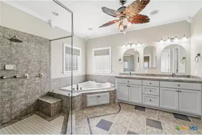 1118 E Maxwell Ditch Road, Port Lavaca, TX 77979 - Photo 21