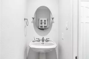 1118 E Maxwell Ditch Rd, Port Lavaca, TX 77979 - Photo 25