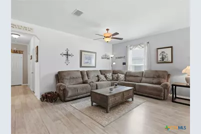 216 Hawks Meadows, Schertz, TX 78154 - Photo 7