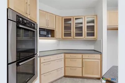 968 Queens Drive, New Braunfels, TX 78130 - Photo 13