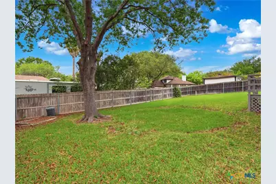 968 Queens Drive, New Braunfels, TX 78130 - Photo 27