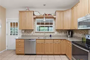 349 Apex Ave, New Braunfels, TX 78132 - Photo 13