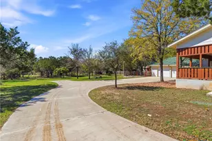 349 Apex Ave, New Braunfels, TX 78132 - Photo 29