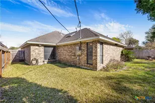 223 Spur Dr, Victoria, TX 77904 - Photo 19