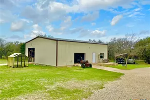 2501 Co Rd 228, Florence, TX 76527 - Photo 27