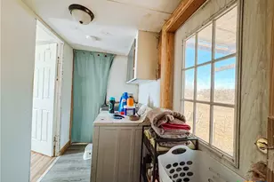 822 E Fannin St, Goliad, TX 77963 - Photo 13