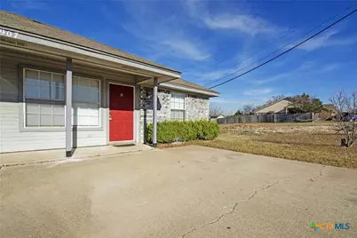 907 North Drive #B, Copperas Cove, TX 76522 - Photo 3