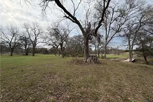 110 Guadalupe Dr, Oglesby, TX 76561 - Photo 35
