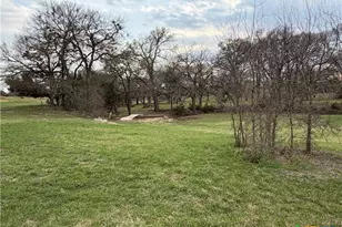 110 Guadalupe Dr, Oglesby, TX 76561 - Photo 37