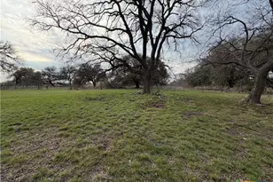 110 Guadalupe Dr, Oglesby, TX 76561 - Photo 27